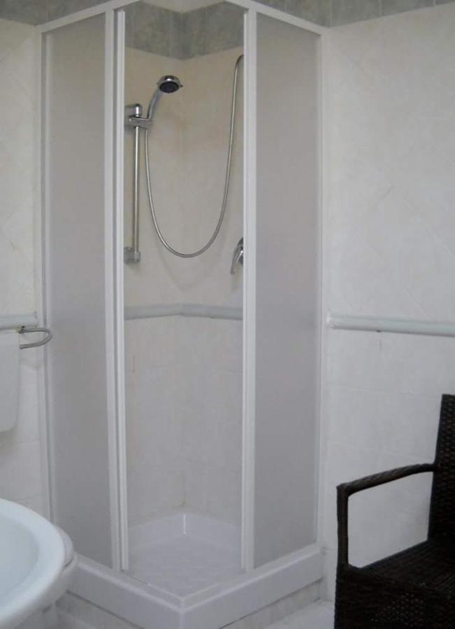 Paleemo Centro Zoe Blu Bed & Breakfast Palermo Bagian luar foto