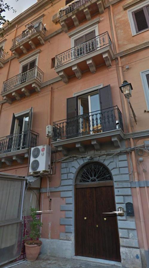 Paleemo Centro Zoe Blu Bed & Breakfast Palermo Bagian luar foto